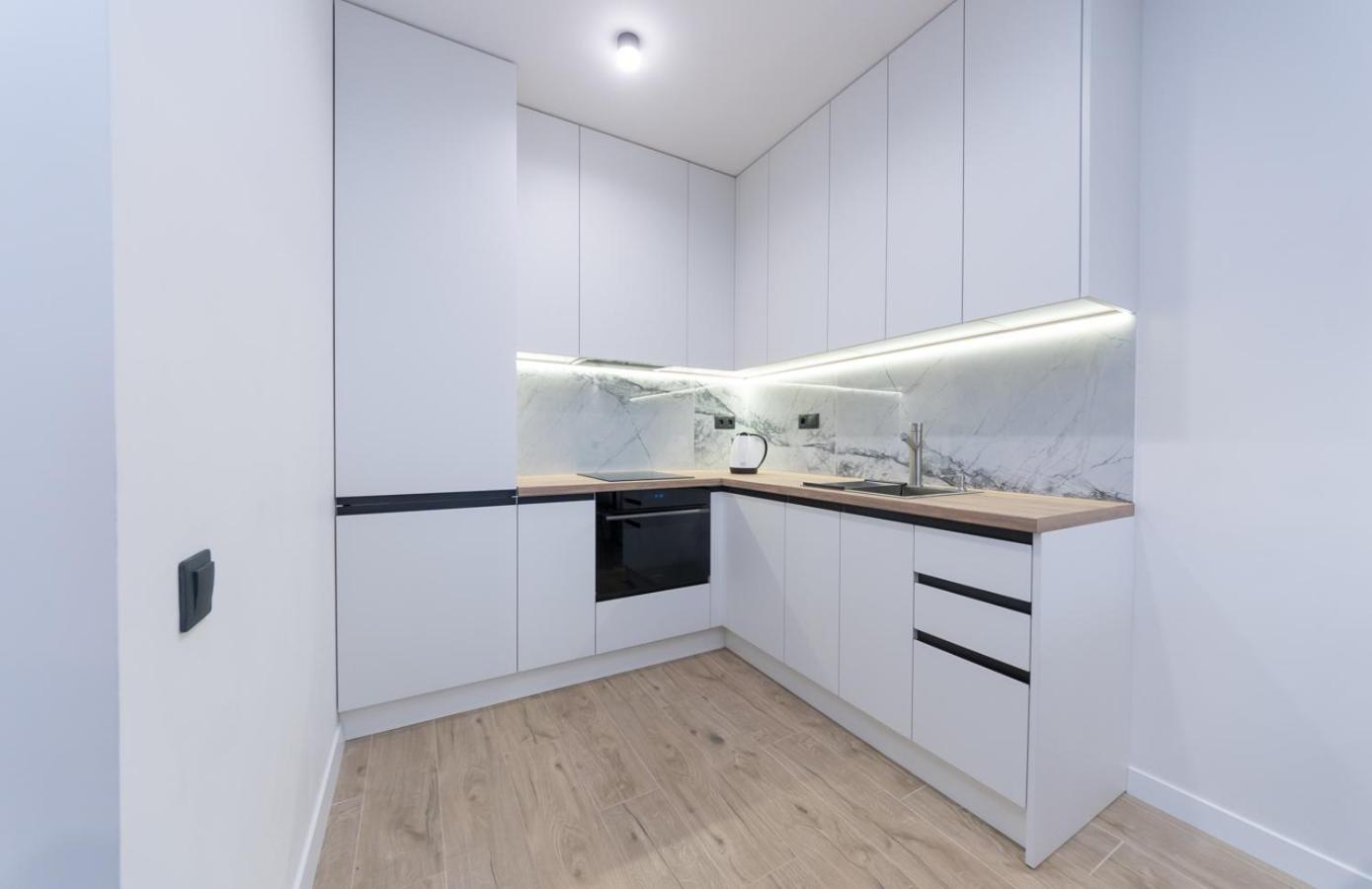 Luxury Apartment Near Metro Station Osokorky كييف المظهر الخارجي الصورة