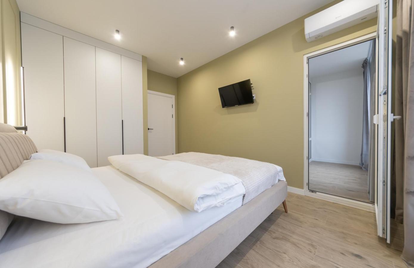 Luxury Apartment Near Metro Station Osokorky كييف المظهر الخارجي الصورة